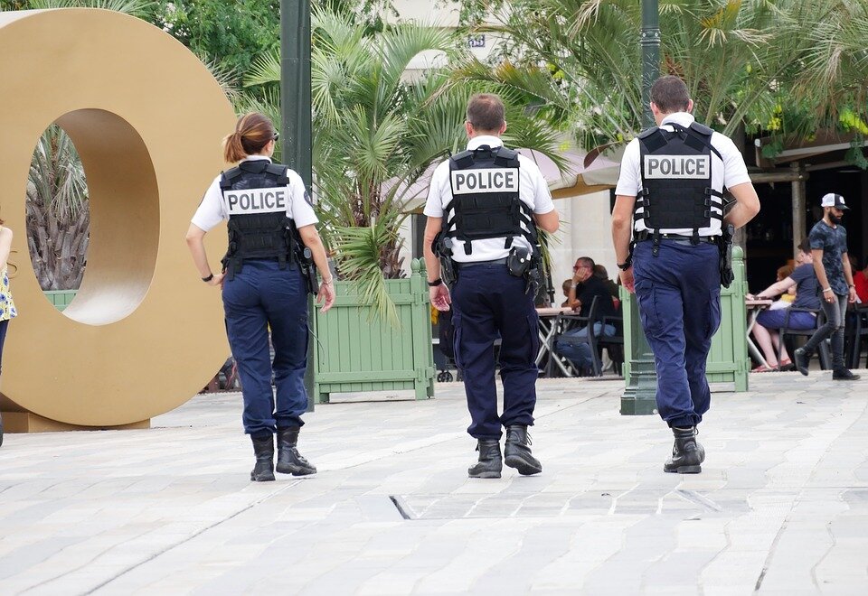 Attaque au marteau de policiers devant la cathédrale Notre-Dame : Le profil de l’agresseur au cœur du procès qui s’ouvre aujourd’hui