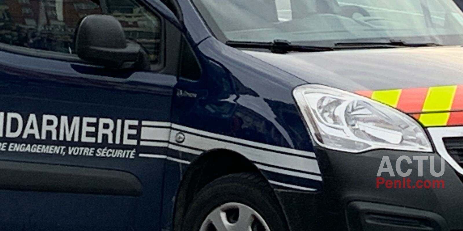 🇫🇷 Loire-Atlantique : Après une course poursuite avec un convoi de trois monospaces les gendarmes découvrent une incroyable cargaison