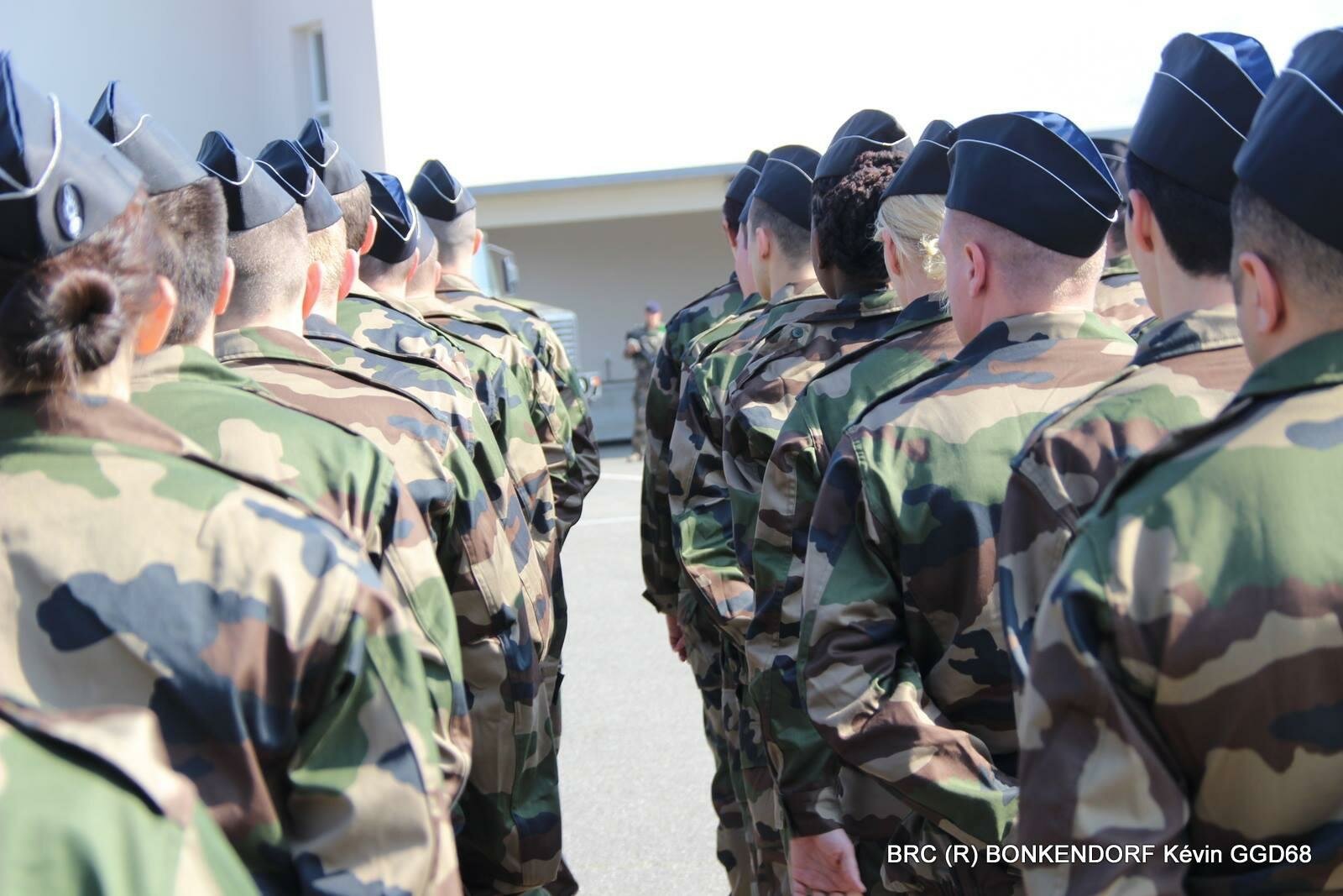 Un manuel de survie en cas de guerre ou de crise sera envoyé à tous les foyers français d’ici l’été
