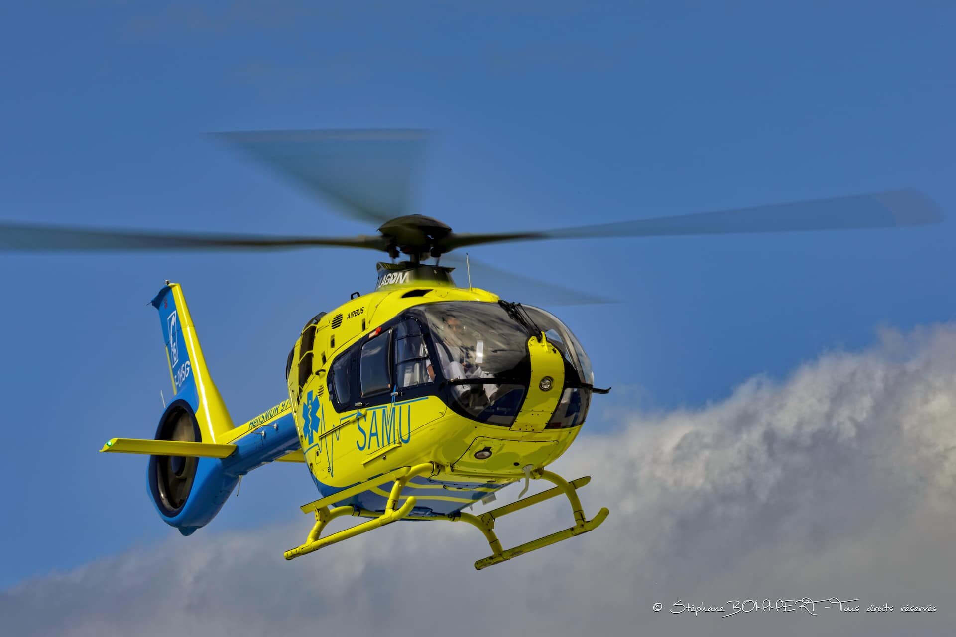 Drame dans l’Aude : une fillette de 2 ans décède après avoir été laissée dans une voiture