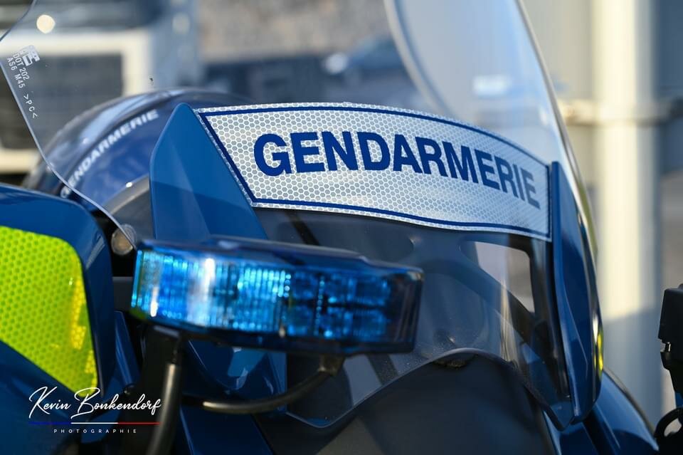 Un chauffard ivre heurte la moto d’un gendarme : “La perle” du mois pour la gendarmerie des Deux-Sèvres