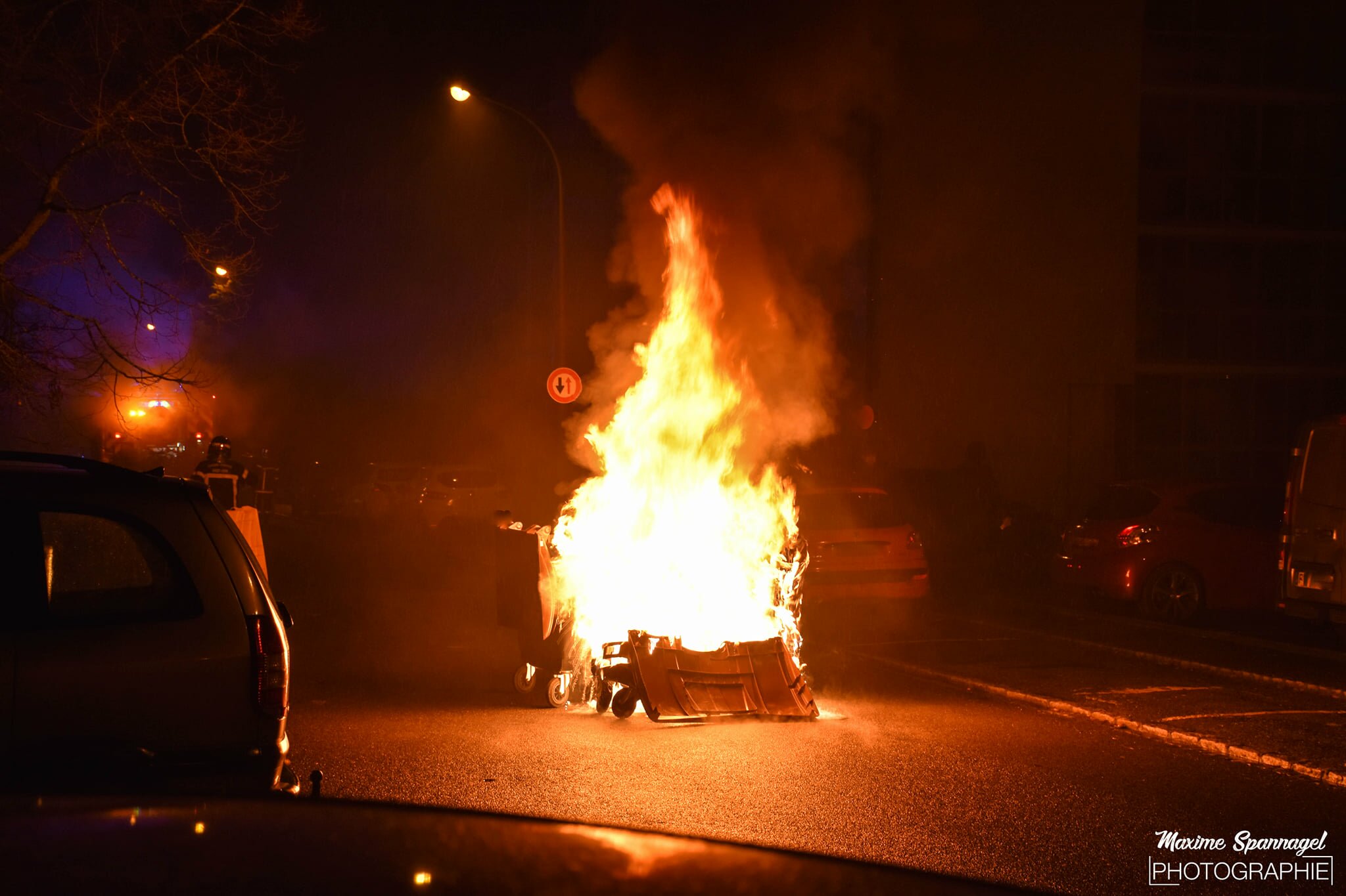 Bergerac : Des policiers caillassés lors d’une intervention sur incendie de véhicule