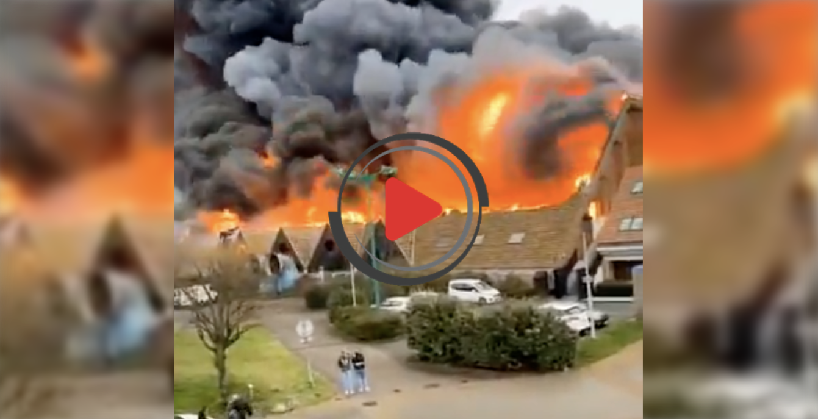 Gravelines : Le centre sportif Sportica ravagé par les flammes. Deux pompiers blessés.