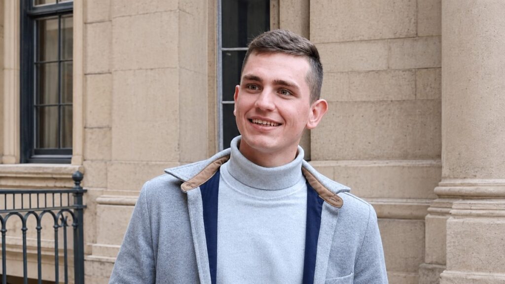 Mort en combattant un incendie à 22 ans, le sapeur-pompier Baptiste Gerfaud-Valentin promu sergent et fait chevalier de la Légion d’honneur à titre posthume
