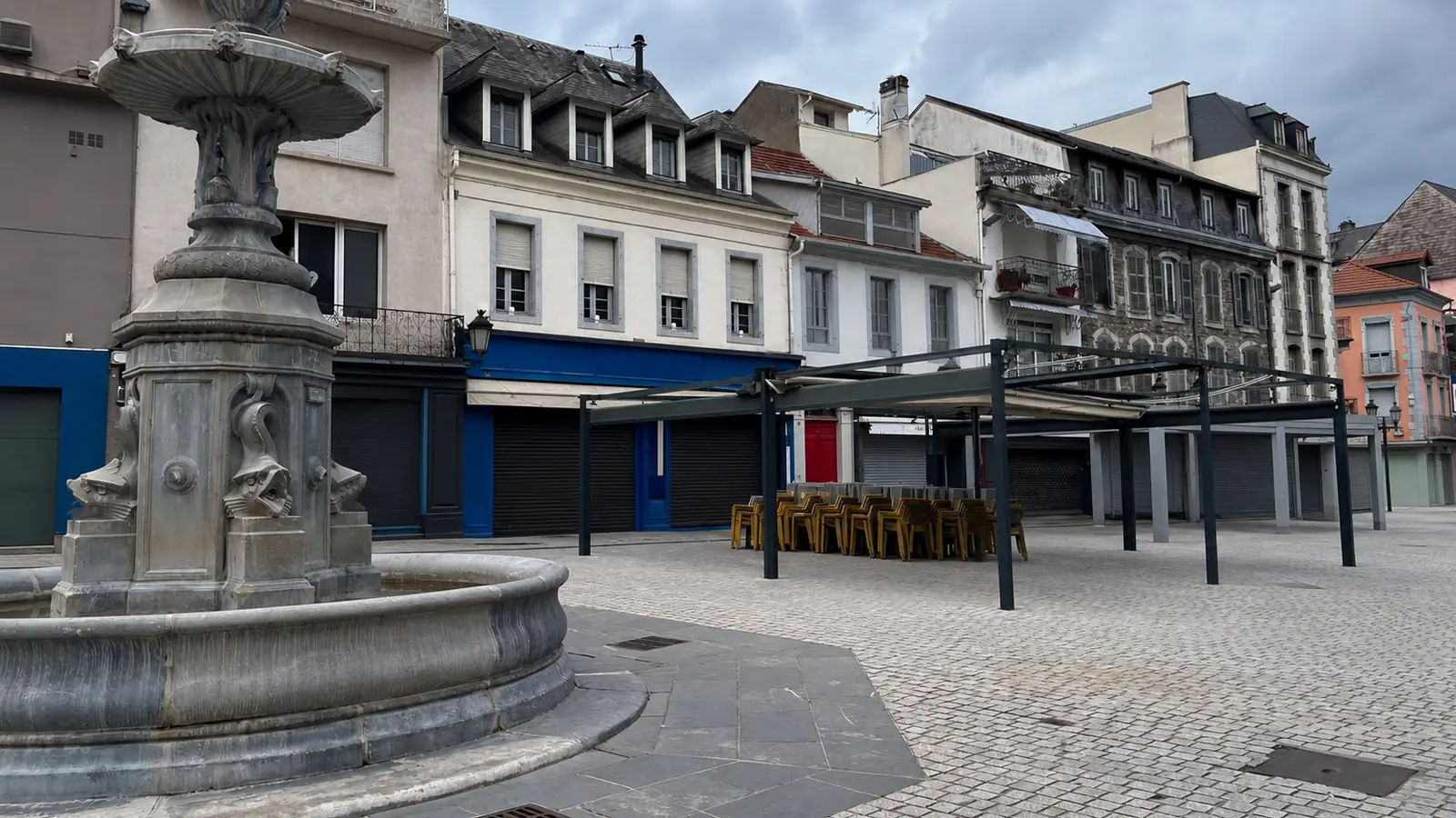 Plusieurs CRS blessés lors d&rsquo;une agression à Lourdes, deux suspects annoncés en comparution immédiate à Tarbes