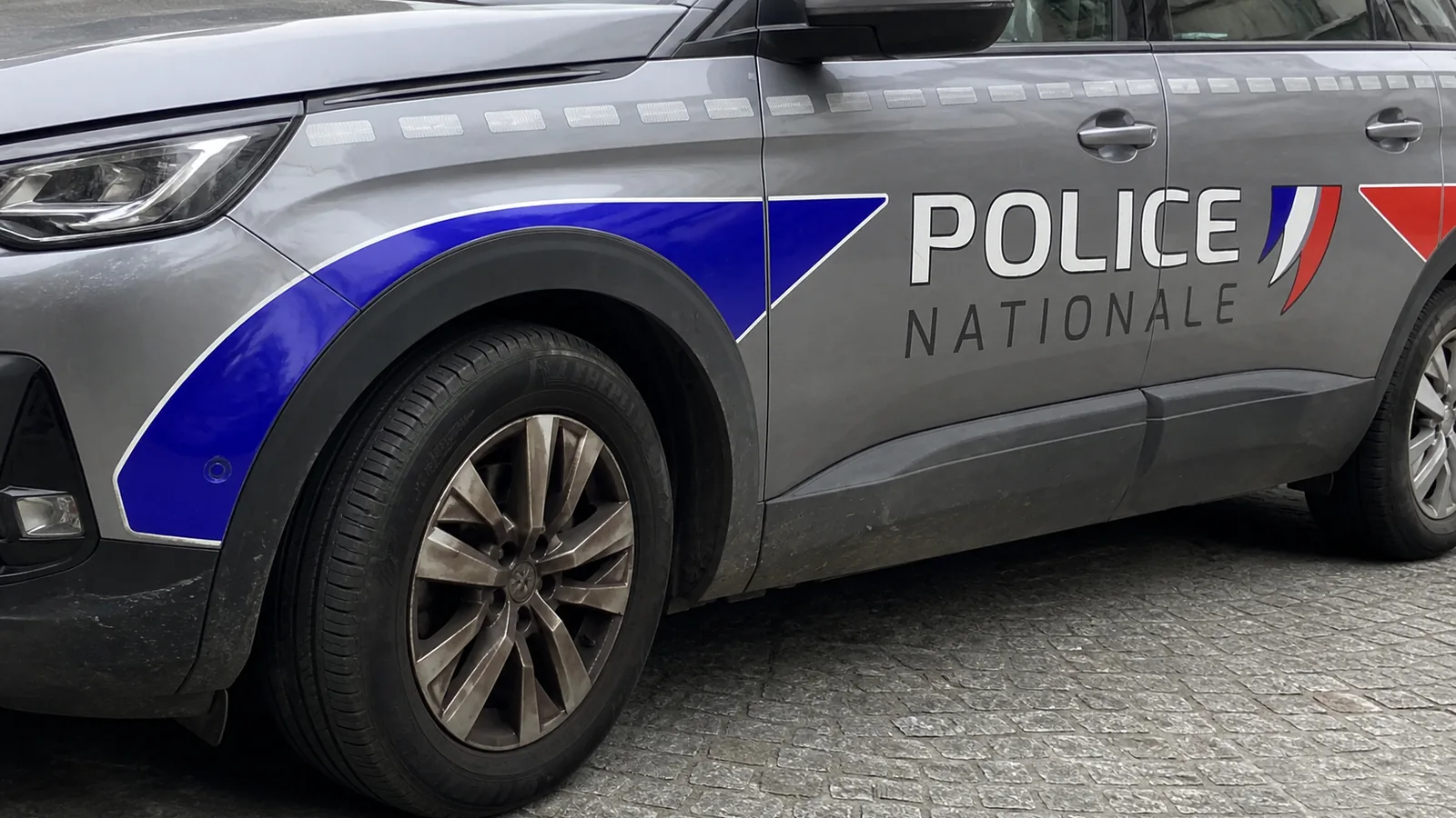 Un accident à Rennes après une poursuite des douaniers précède l’interpellation et une convocation manquée
