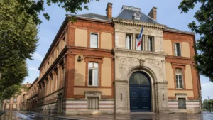 Des saisies de stupéfiants et de contrefaçons après une opération coordonnée de police à Cantepau, à Albi