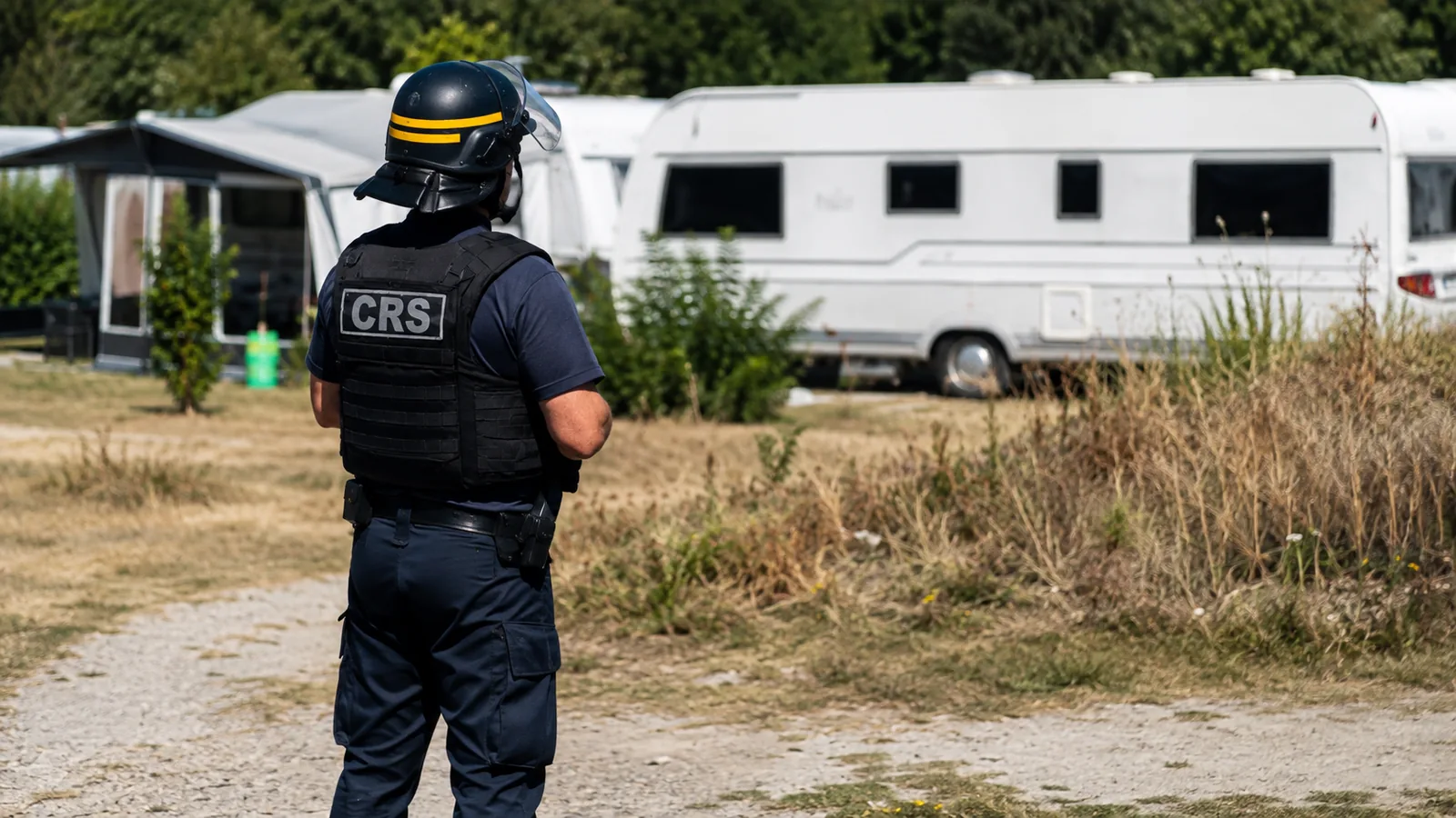 Plus de 100 policiers découvrent une arme et confisquent plusieurs véhicules à La Mounède